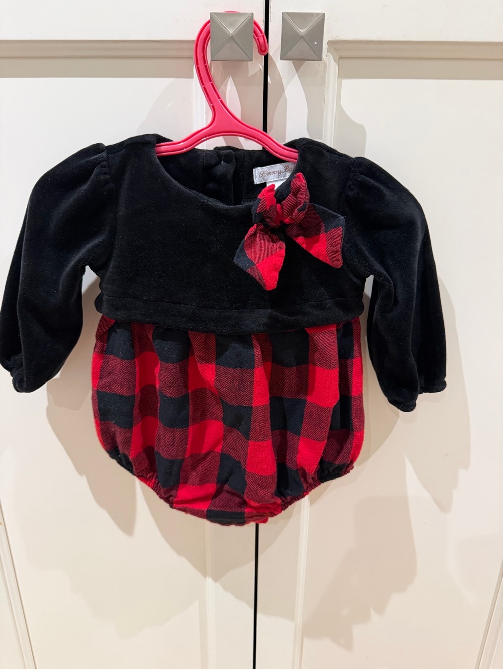 Tommy Bahama 3-6m black & Red Buffalo Plaid Baby Romper with Bow